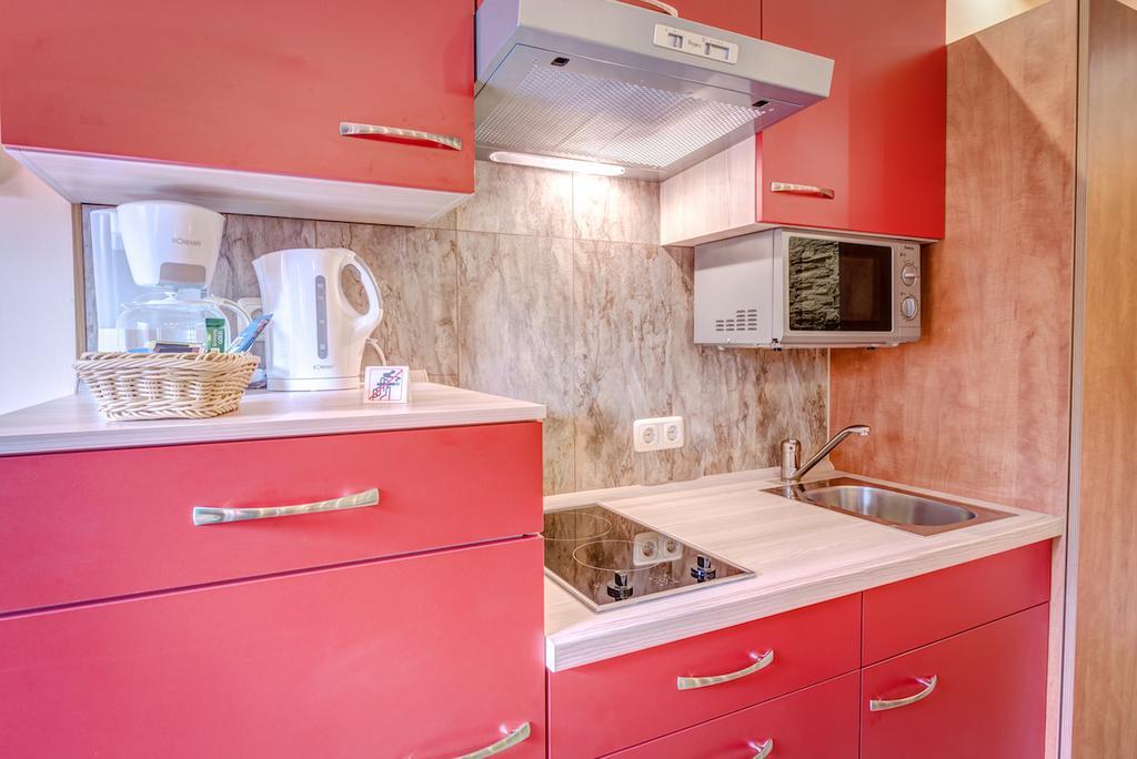 Cafe Hoyer Pension Und Appartements Roedigsdorf Bagian luar foto