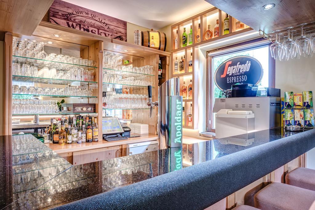 Cafe Hoyer Pension Und Appartements Roedigsdorf Bagian luar foto